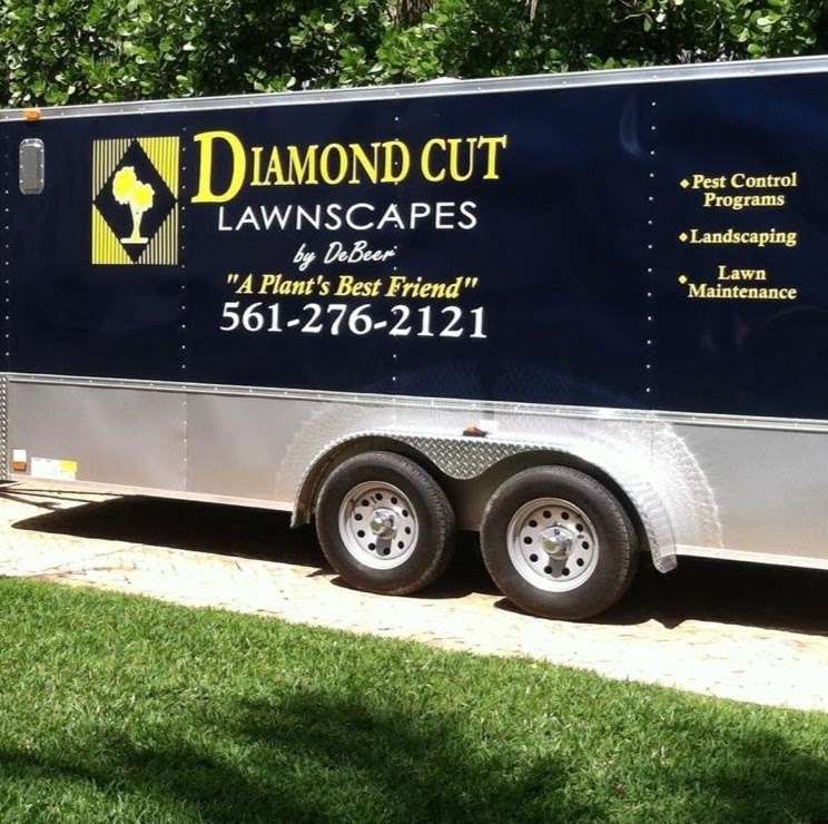 Diamond Cut Lawnscapes and Lawn & Ornamental Spray | 3591 Lone Pine Rd, Delray Beach, FL 33445, USA | Phone: (561) 276-2121