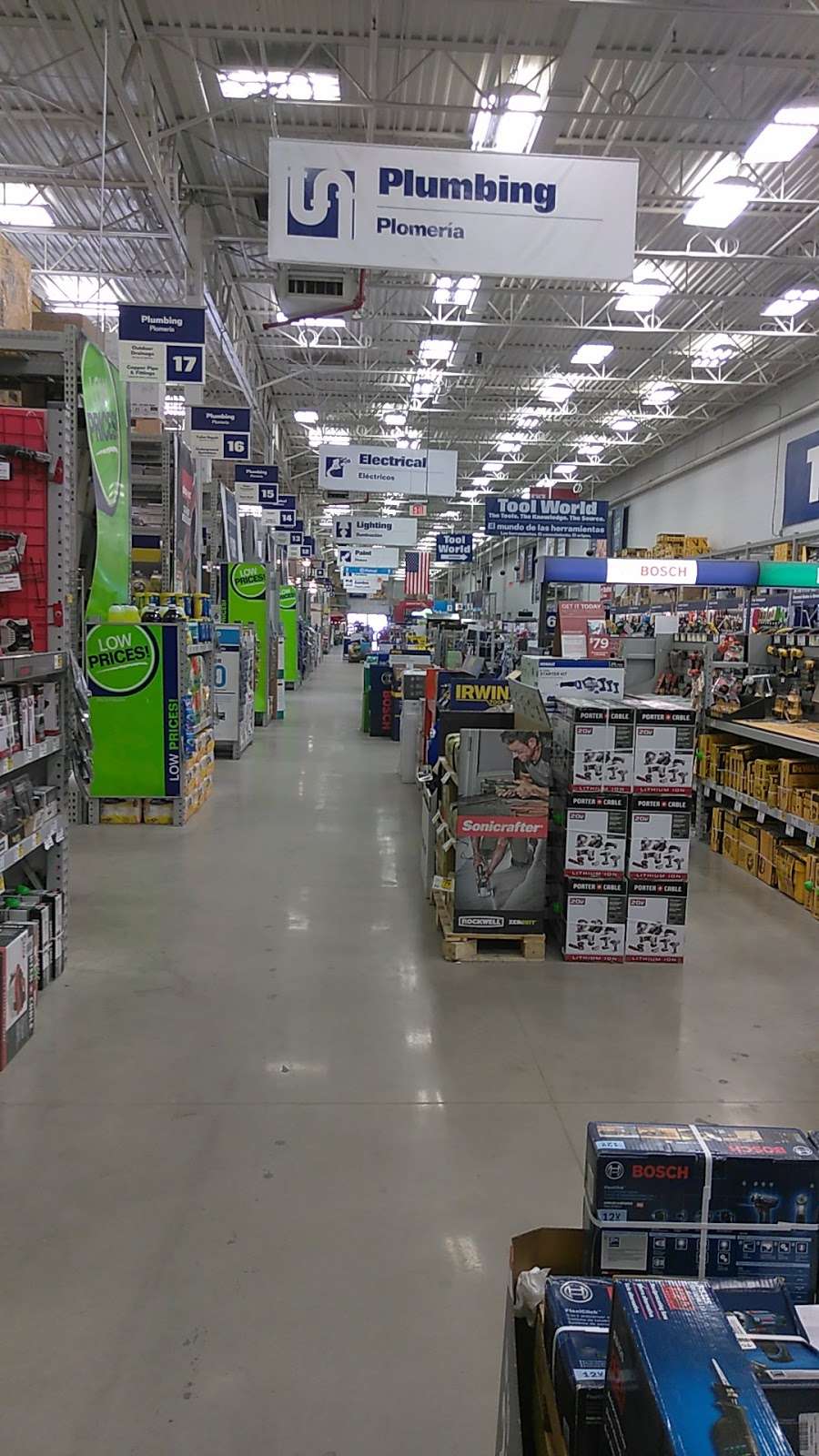 Lowes Home Improvement | 1710 Chalk Hill Rd, Dallas, TX 75212 | Phone: (214) 257-1406