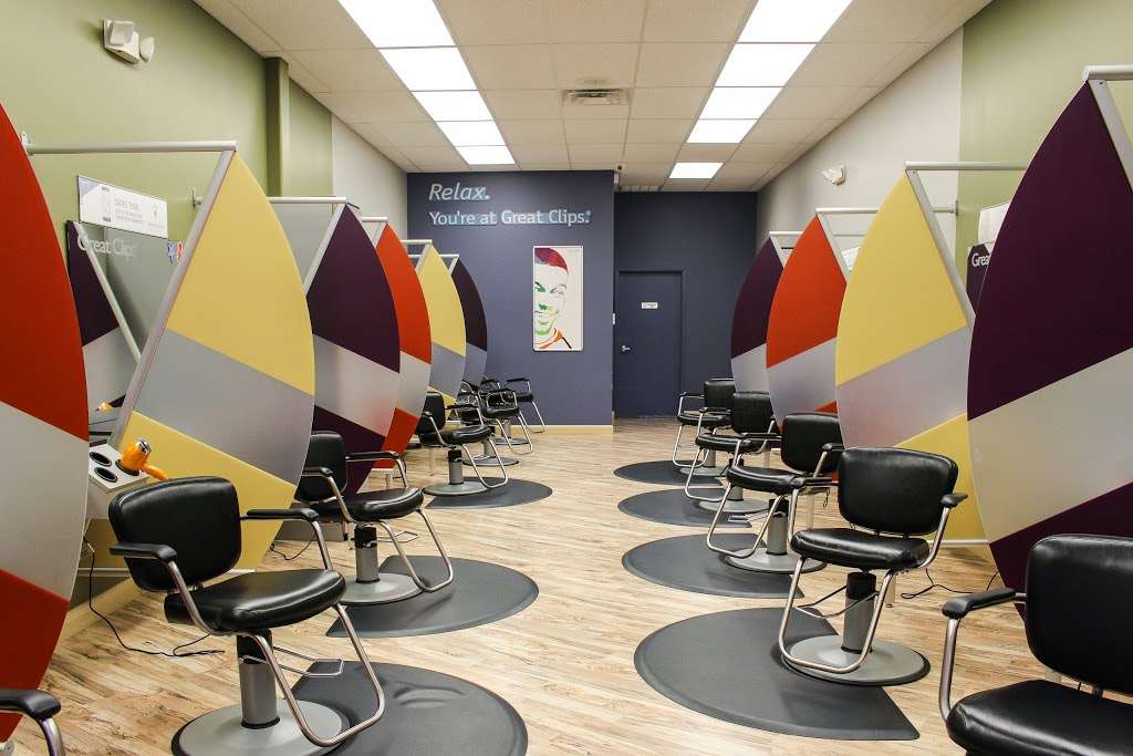 Great Clips | 6645 S Fry Rd Ste 100, Katy, TX 77494, USA | Phone: (281) 665-1158