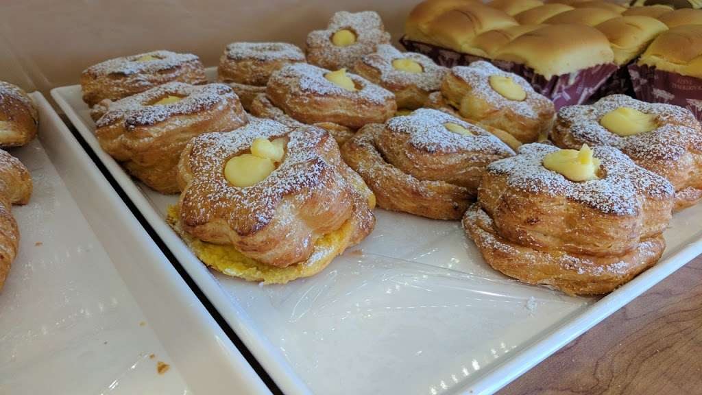 Sunmerry Bakery | 14805 Jeffrey Rd E, Irvine, CA 92618, USA | Phone: (949) 398-8066