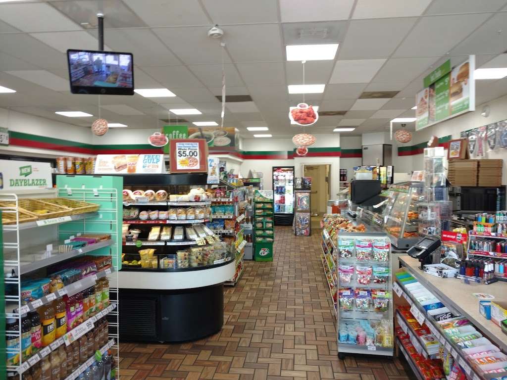 7-Eleven | 3998 Cochran St #1, Simi Valley, CA 93063 | Phone: (805) 306-0776