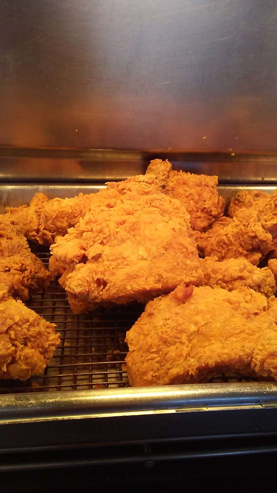 Churchs Chicken | 2515 E 12th St, Kansas City, MO 64127 | Phone: (816) 483-9257