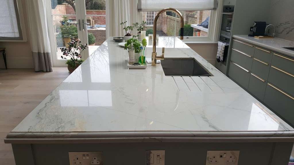 Product Stone | Cherry Cottage, 54 Stoneleigh Rd, Oxted RH8 0TW, UK | Phone: 01883 713257