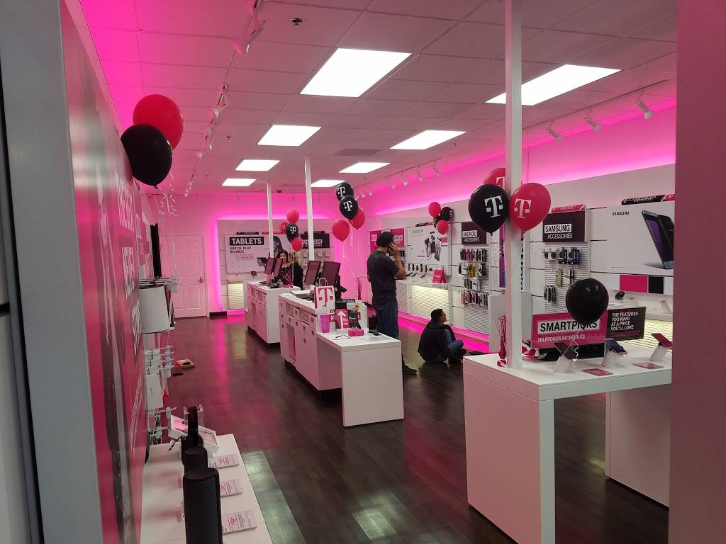 T-Mobile | 14620 SW 26th St, Miami, FL 33175, USA | Phone: (786) 534-5975