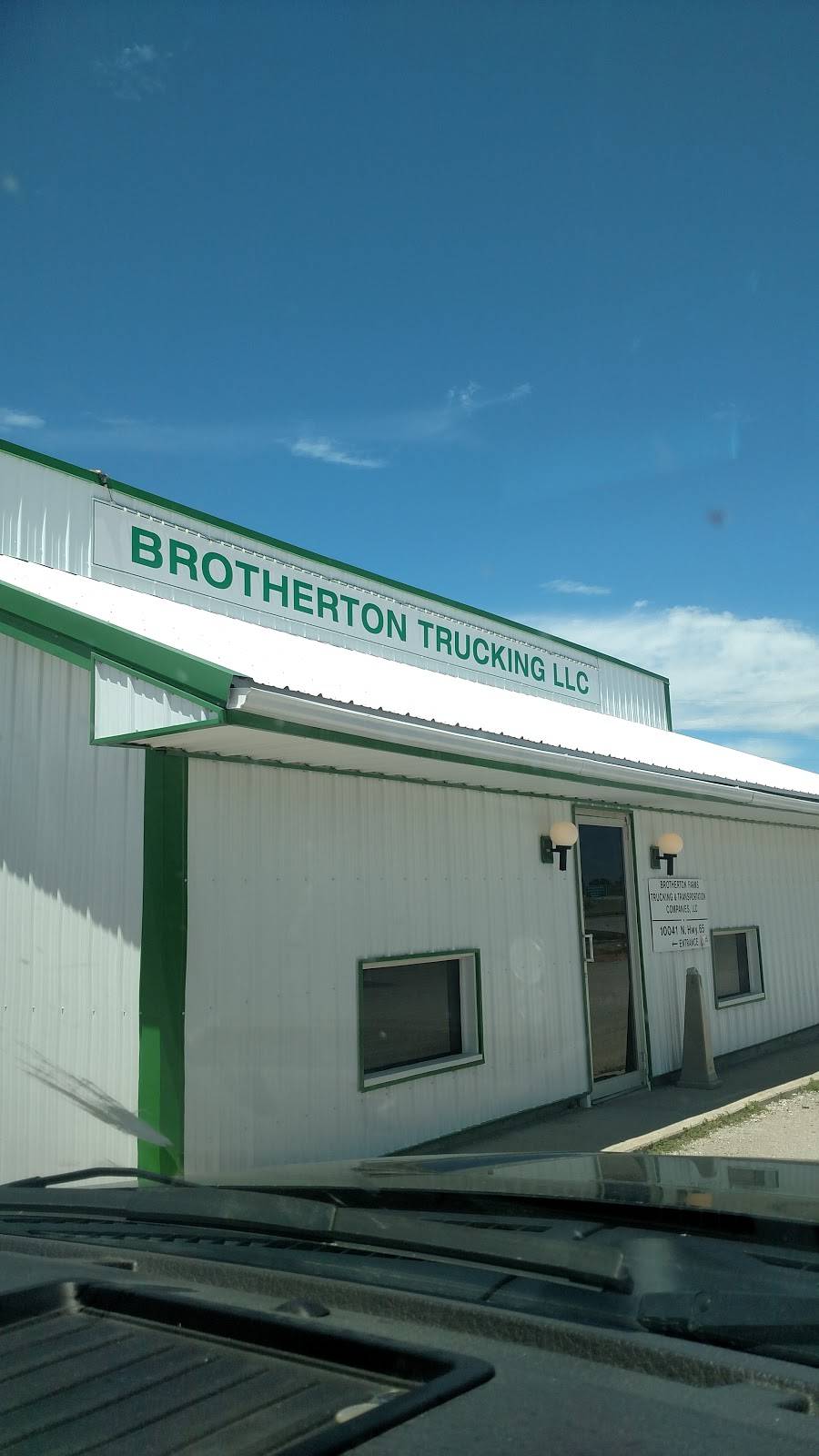 Brotherton Farms Trucking | 10041 US-65, Chillicothe, MO 64601, USA | Phone: (660) 646-9630