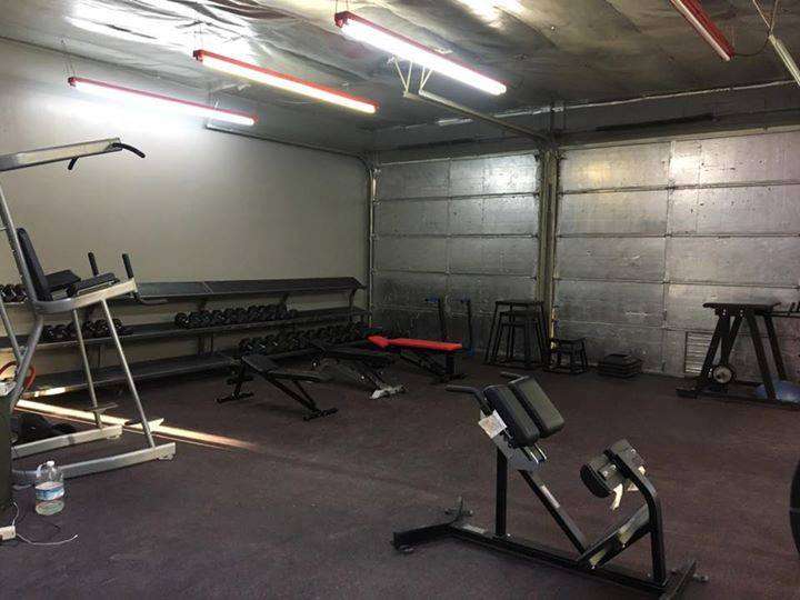 Lock It Out Barbell | 45431 23rd St W, Lancaster, CA 93536 | Phone: (661) 206-7770