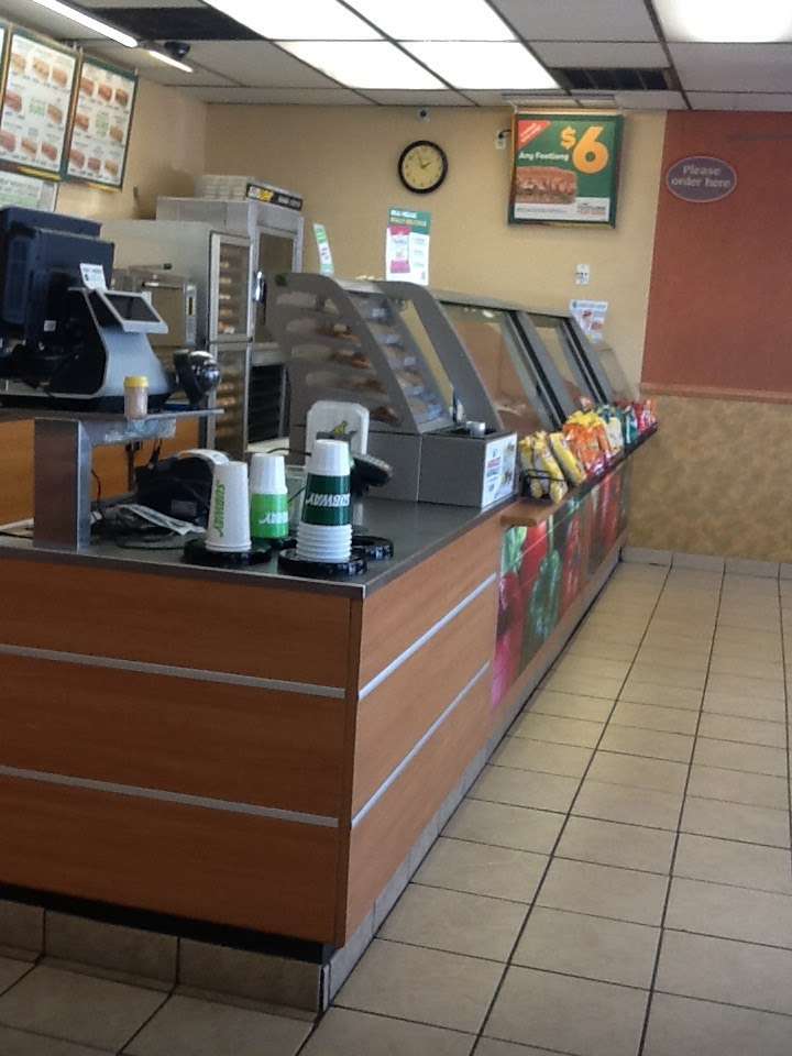 Subway Restaurants | 3352 East T C Jester, # F4, Houston, TX 77018, USA | Phone: (713) 688-6467