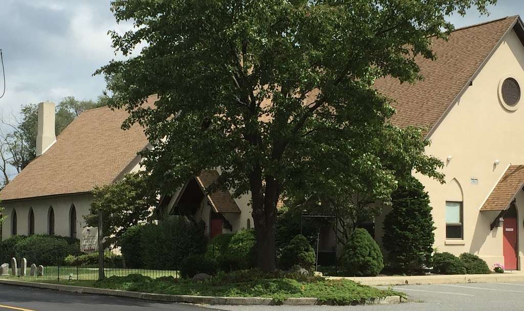 St Thomas Episcopal Church | 6251 Morgantown Rd, Morgantown, PA 19543, USA | Phone: (610) 286-9547