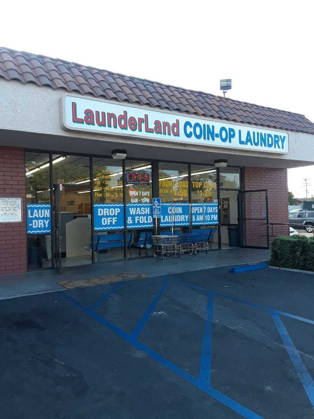 Launderland Coin Op Laundry | 14127 Downey Ave, Paramount, CA 90723, USA | Phone: (424) 338-6441
