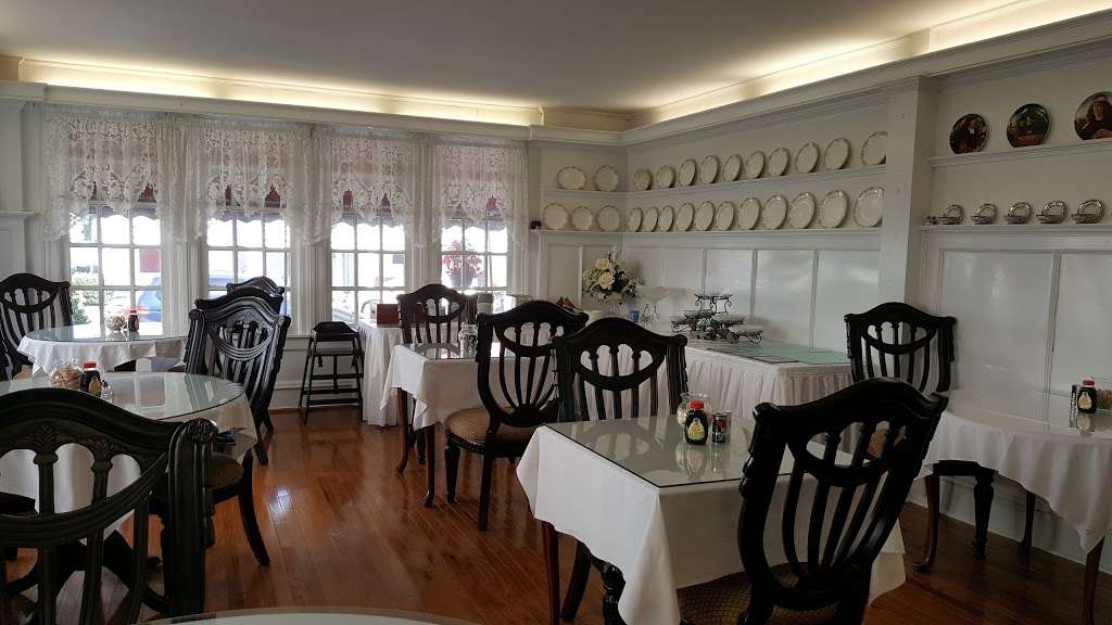 Plymouth Inn Bed & Breakfast | 710 Atlantic Ave, Ocean City, NJ 08226, USA | Phone: (609) 398-8615