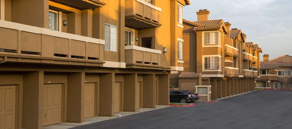 Paloma Summit Condominium Rentals | 26371 Paloma, Foothill Ranch, CA 92610 | Phone: (949) 484-9814