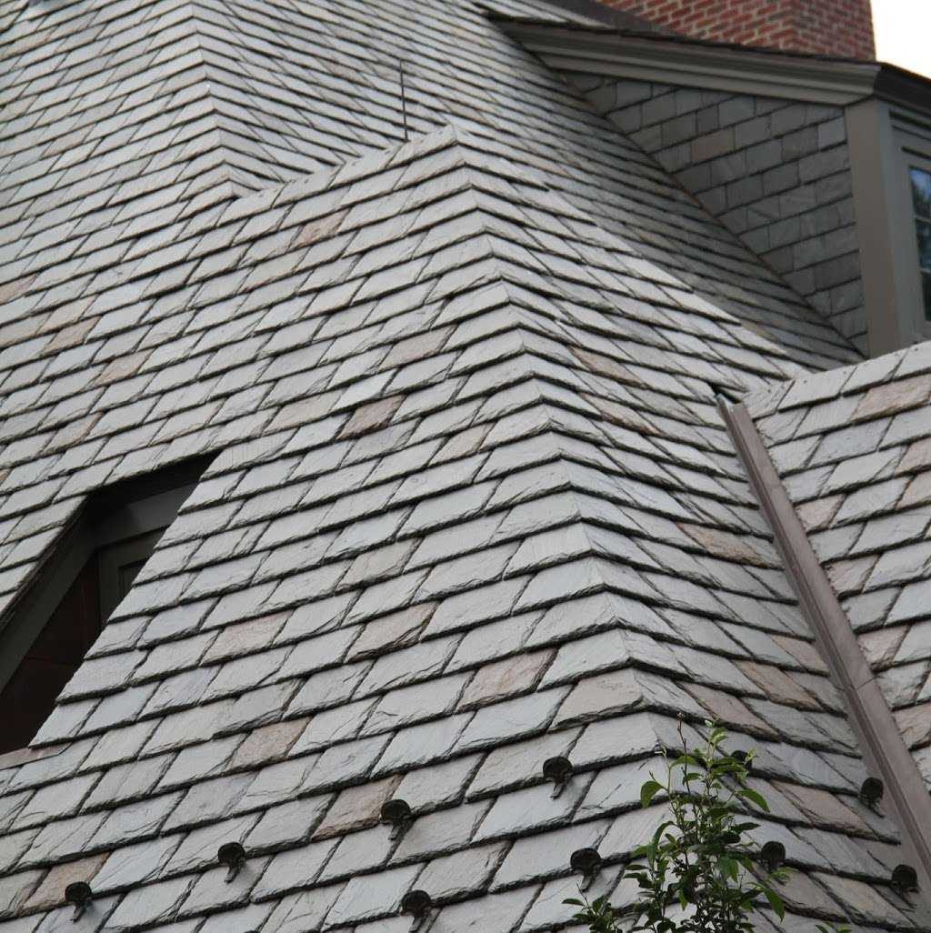 Heritage Roof Renovations LLC | 45 Sugar Ln, Newtown, CT 06470, USA | Phone: (203) 364-9833