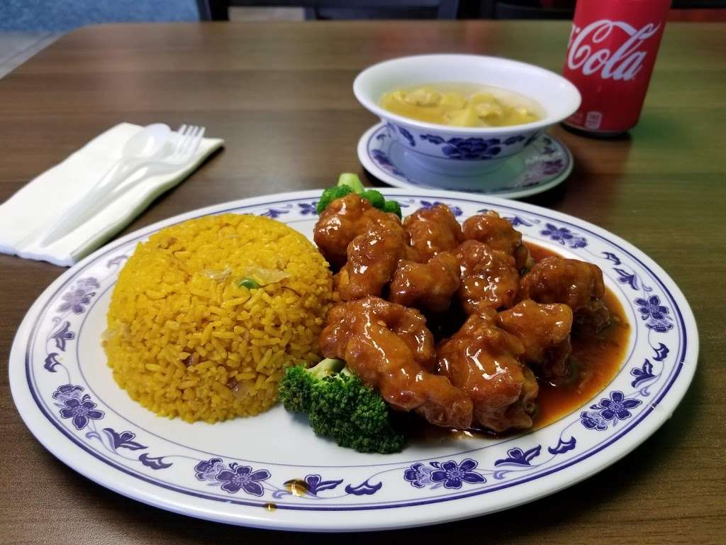 Golden China Restaurant | 15202 Mason Rd #400, Cypress, TX 77433, USA | Phone: (281) 256-7711