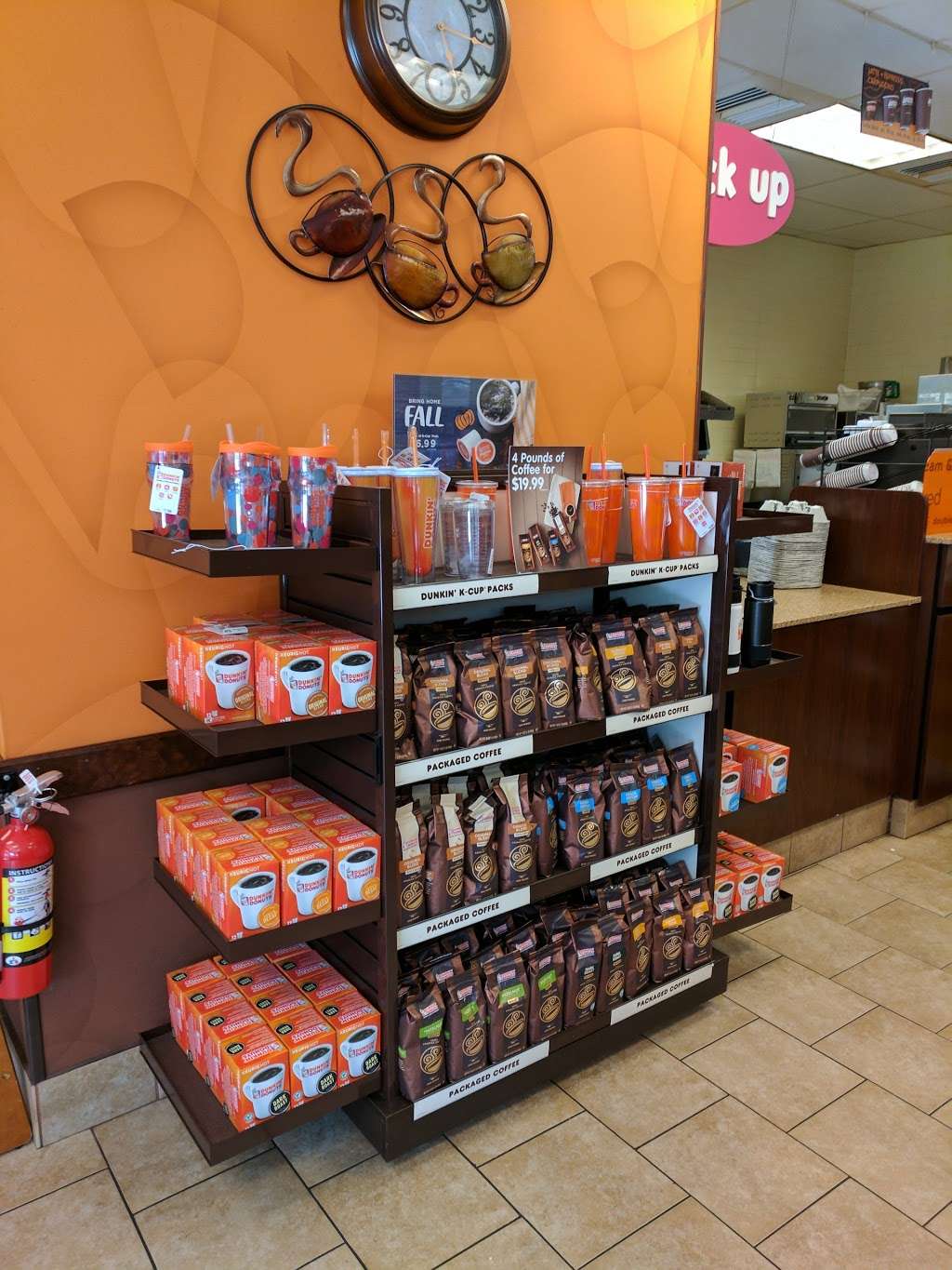 Dunkin | 2365 FL-44, New Smyrna Beach, FL 32168, USA | Phone: (386) 428-5700