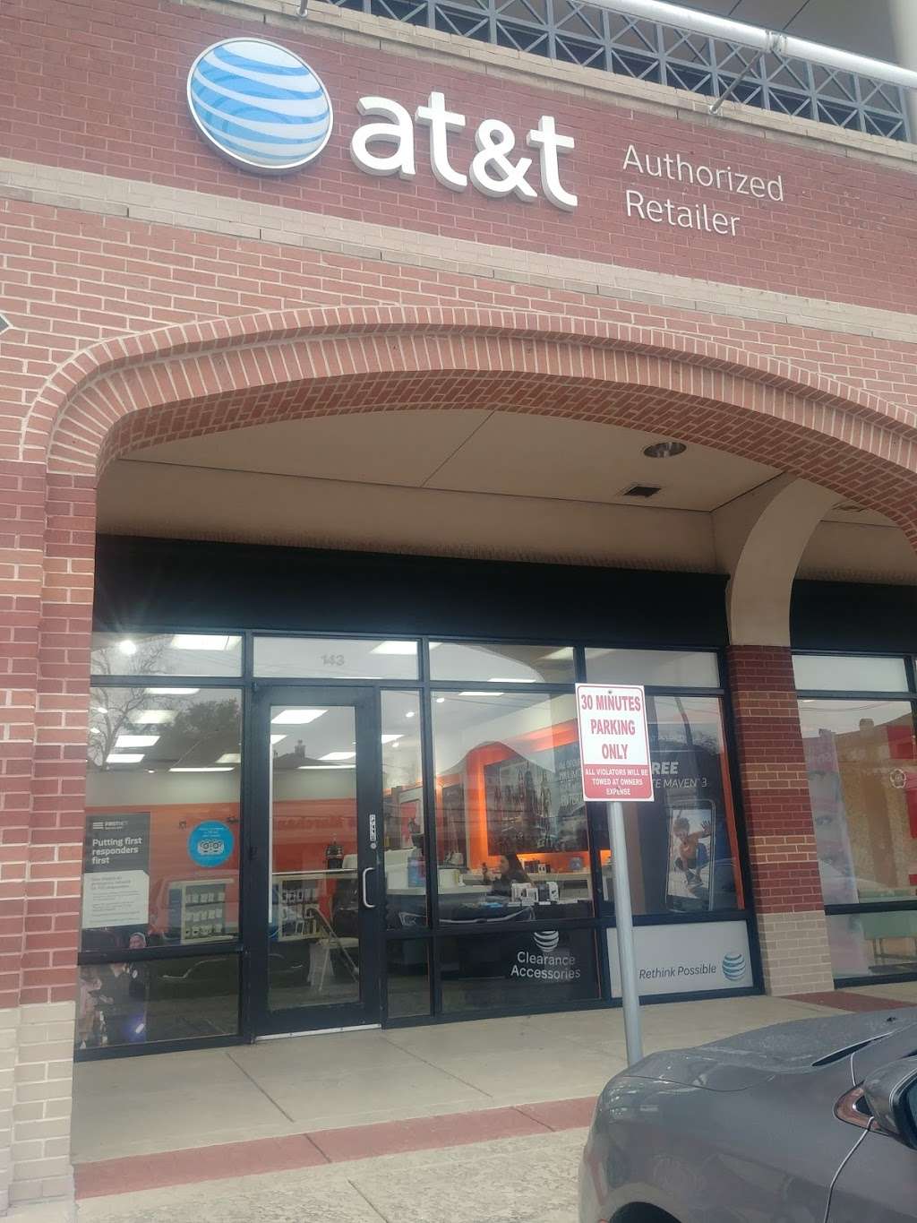 AT&T Store | 2621 S Shepherd Dr #143, Houston, TX 77098, USA | Phone: (713) 528-9911