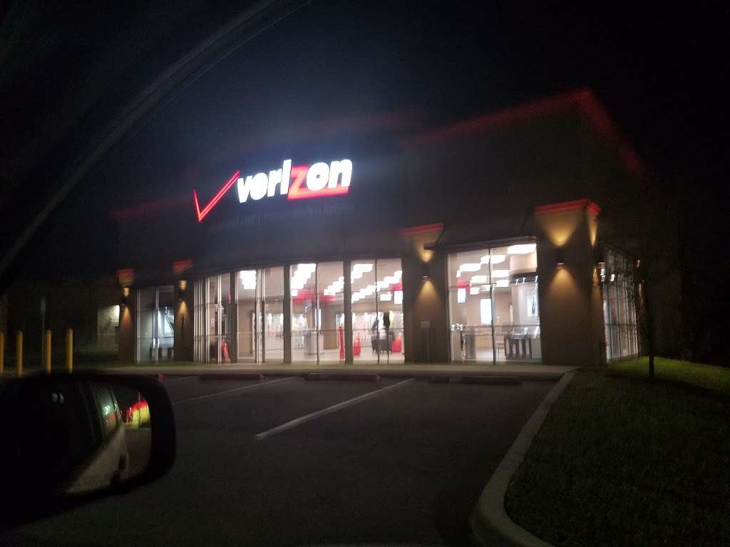 Verizon Authorized Retailer – Cellular Sales | 2143 Hwy 92 W, Auburndale, FL 33823, USA | Phone: (863) 662-3925