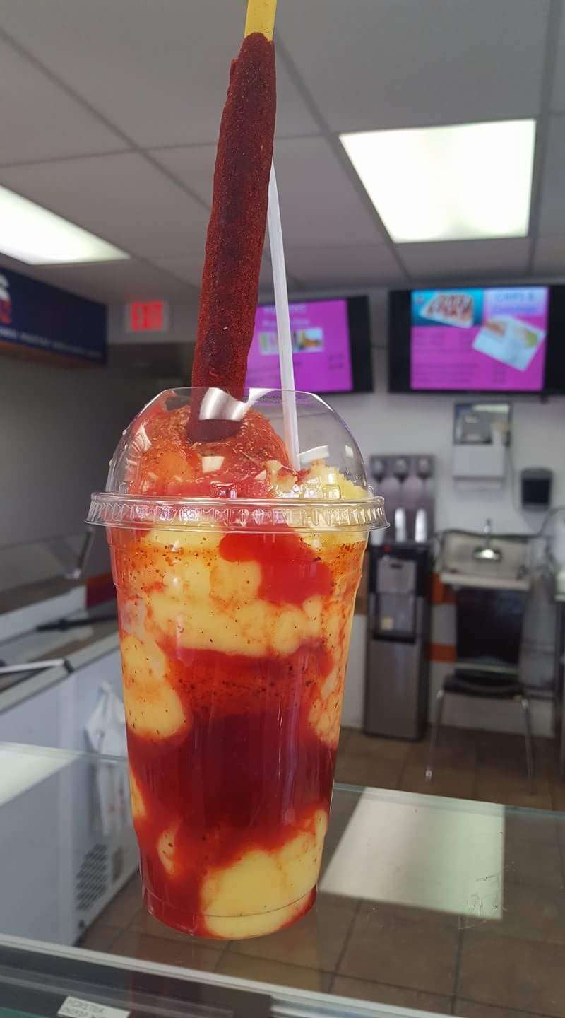 La Michoacana Ice Cream Parlor | 2641 Waukegan Ave, Highland Park, IL 60035, USA | Phone: (847) 579-9095