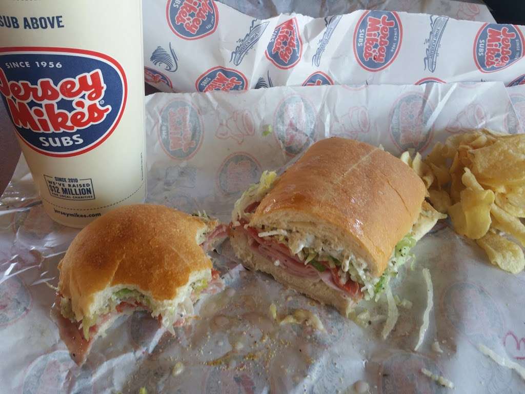 Jersey Mikes Subs | 497 E Alessandro Blvd, Riverside, CA 92508, USA | Phone: (951) 776-2494