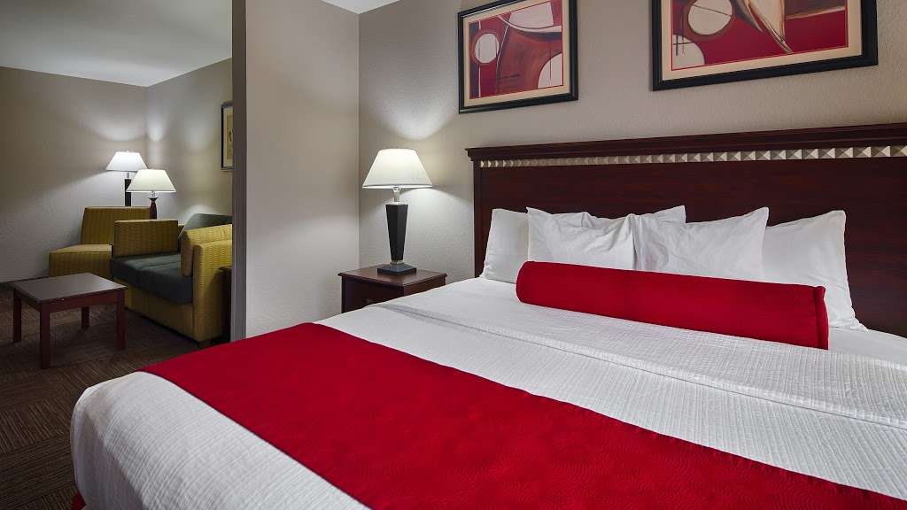 Best Western Auburndale Inn & Suites | 1008 US-92 W, Auburndale, FL 33823, USA | Phone: (863) 551-3400