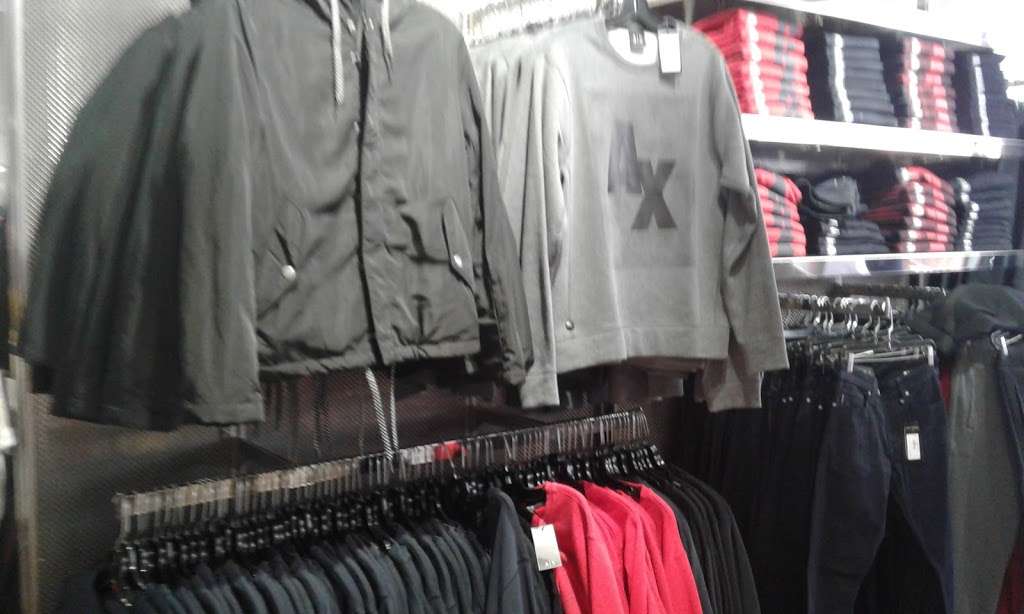 Armani Exchange | Citadel Outlets, 100 Citadel Dr #325, Commerce, CA 90040 | Phone: (323) 721-1632