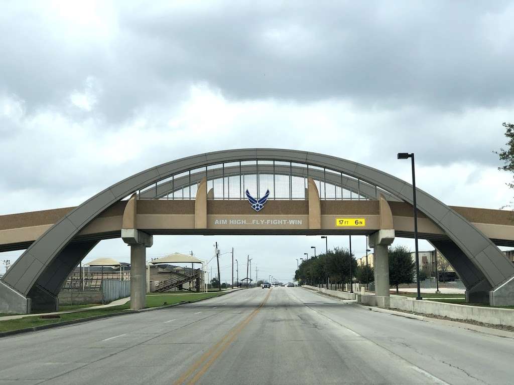 lackland afb visitor center