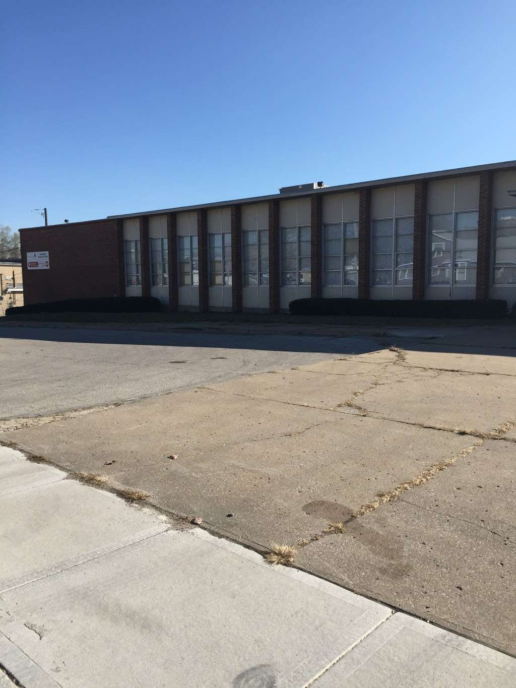 Kansas City Commercial Warehouse | 1021 Pacific Ave, Kansas City, KS 66102, USA | Phone: (913) 287-3800