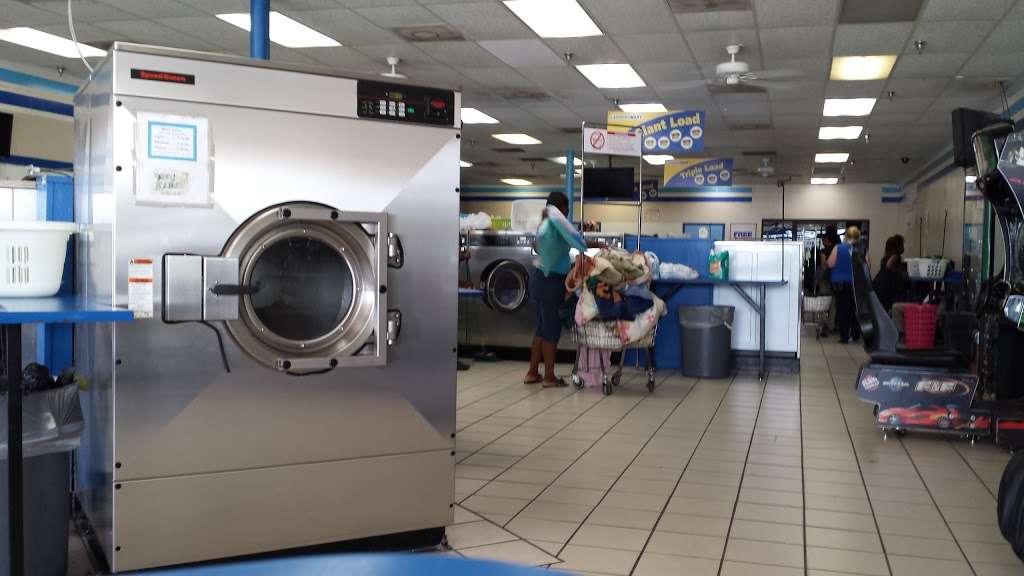 Discount Coin Laundry | 2396 W Oak Ridge Rd, Orlando, FL 32809 | Phone: (407) 745-4174