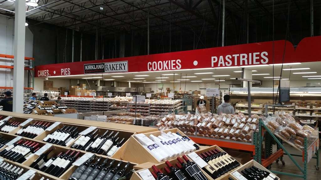 Costco Bakery | 1755 Hacienda Dr, Vista, CA 92081, USA | Phone: (760) 631-7255