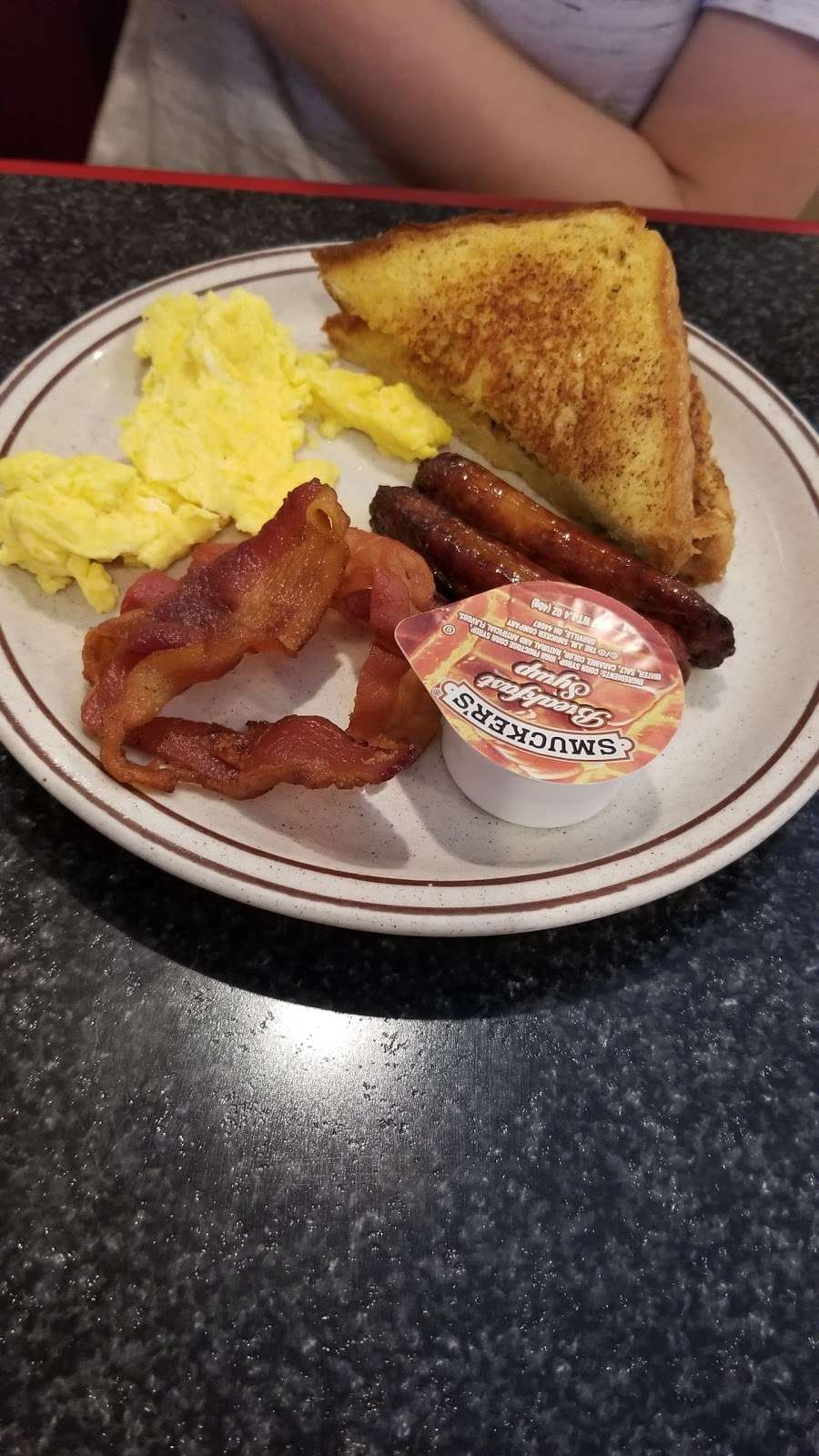 OAK ORCHARD DINER | 31507 Oak Orchard Rd, Millsboro, DE 19966, USA | Phone: (302) 945-5880