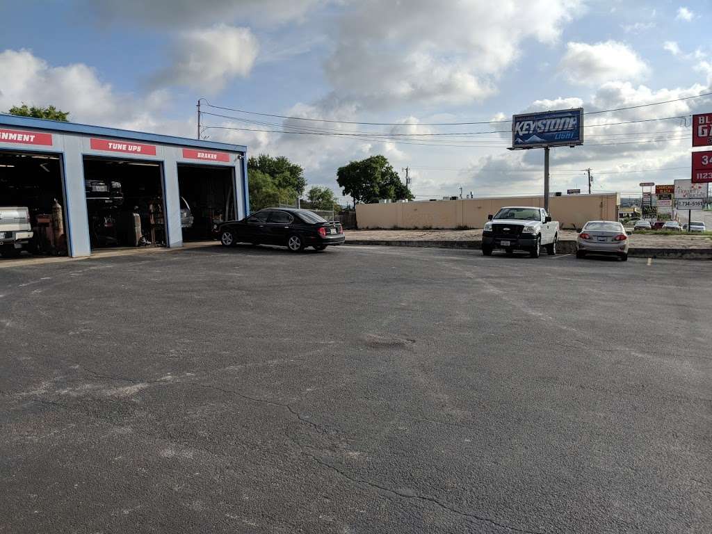 Blackmons Garage | 11231 West Ave, San Antonio, TX 78213, USA | Phone: (210) 341-2391