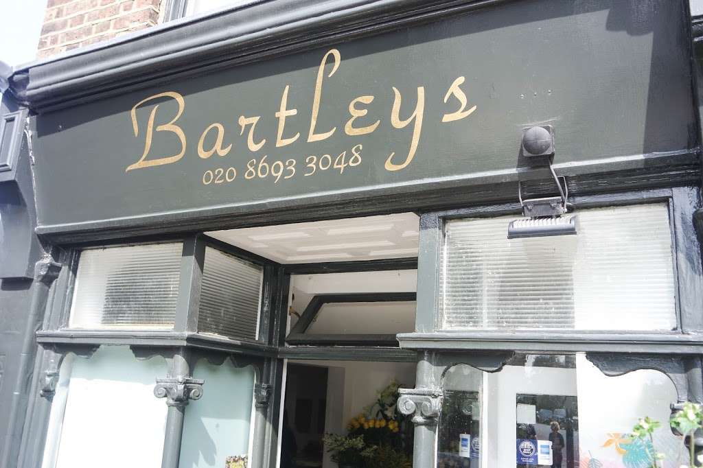 Bartleys Flowers Ltd | 82 Dulwich Village, London SE21 7AJ, UK | Phone: 020 8693 3048