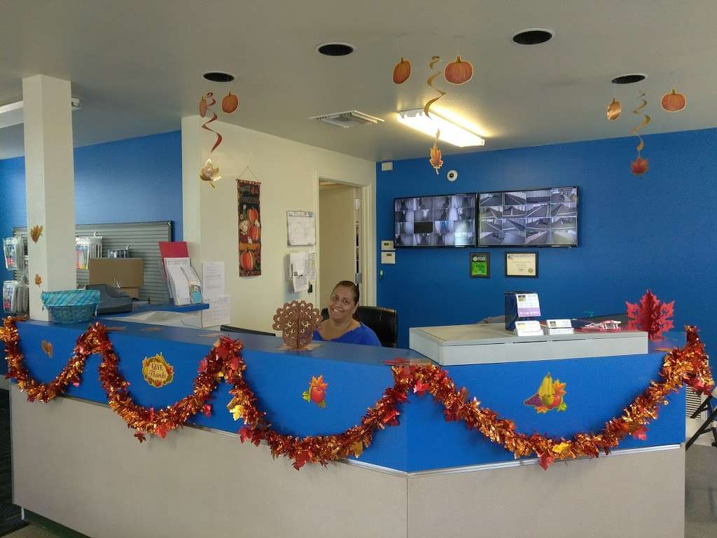 Nova Storage 3305 E Palmdale Blvd, Palmdale, CA 93550, USA BusinessYab