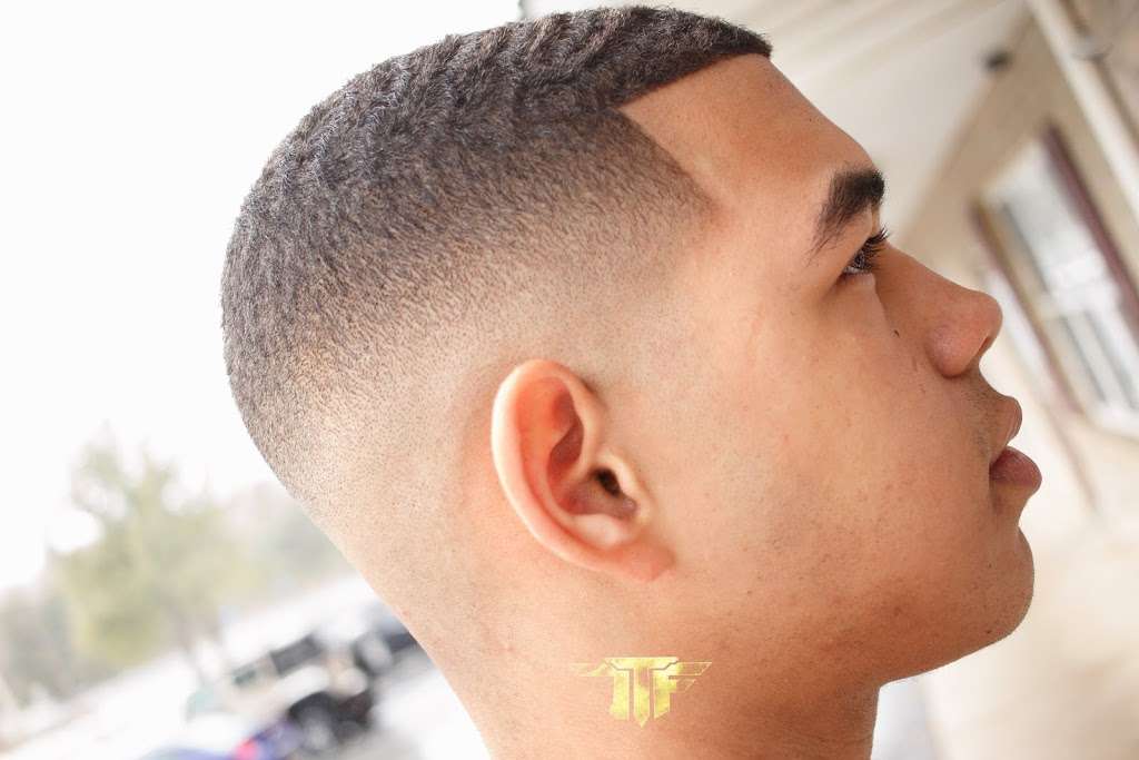 Exclusive Kuts | 430 S Old Baltimore Pike, Newark, DE 19702, USA | Phone: (302) 533-6862