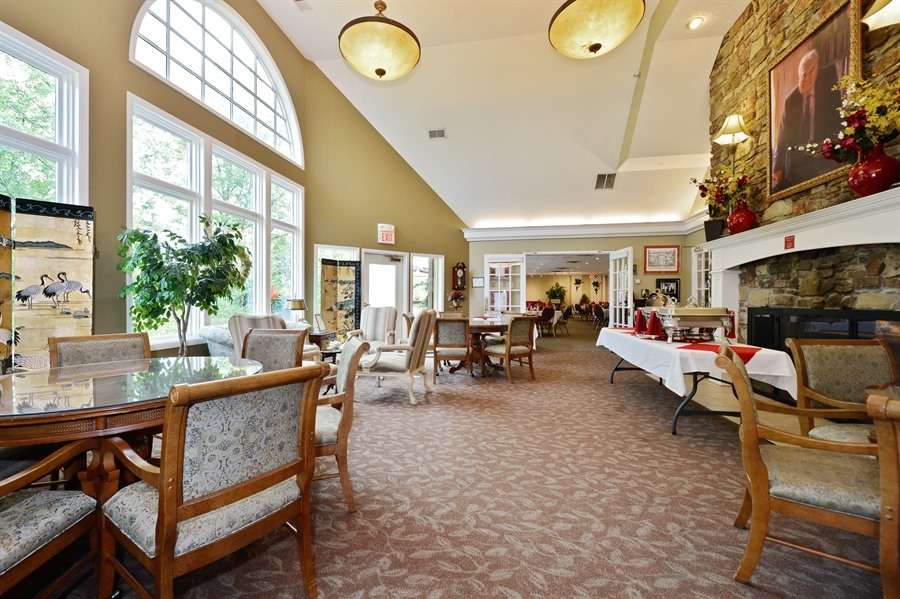 Meadowood | 2455 N Tamarack Trail, Bloomington, IN 47408, USA | Phone: (812) 336-7060