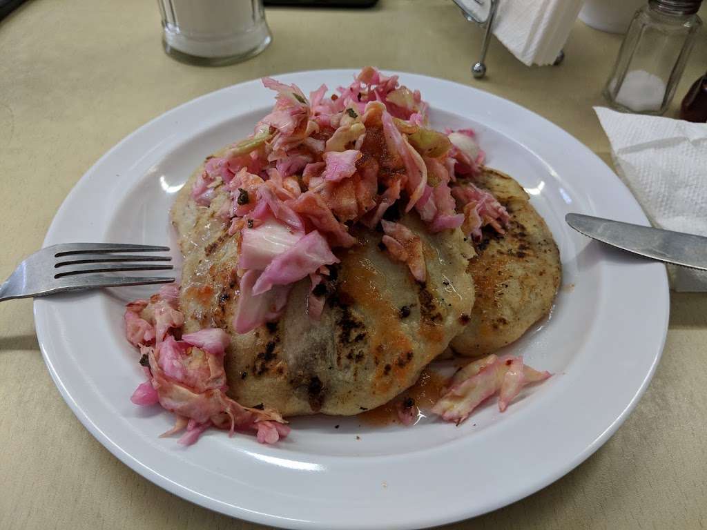 Pupusas Genesis #2 | 1423 W Pico Blvd, Los Angeles, CA 90015 | Phone: (213) 744-1927