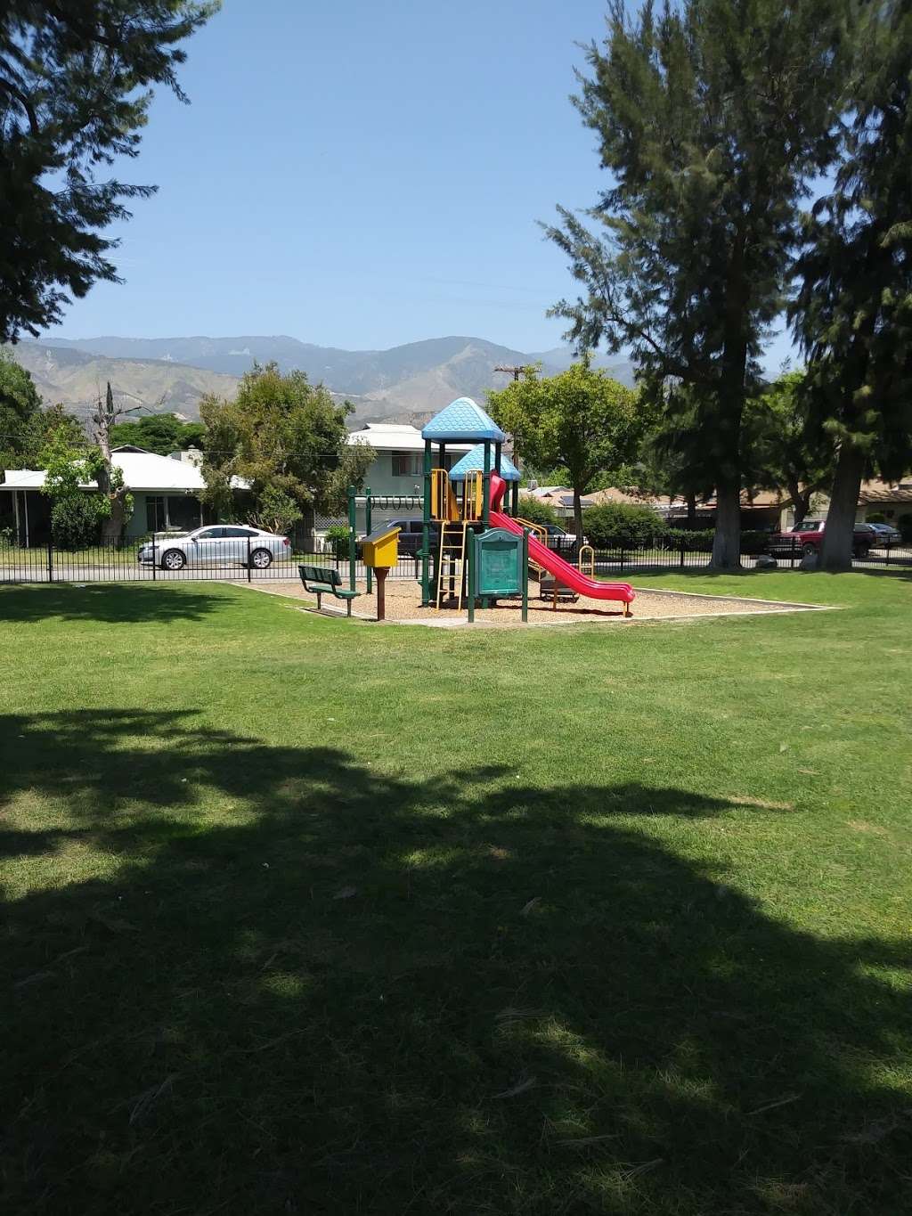 Tom Gould Park | 240 W 40th St, San Bernardino, CA 92407, USA | Phone: (909) 384-5233