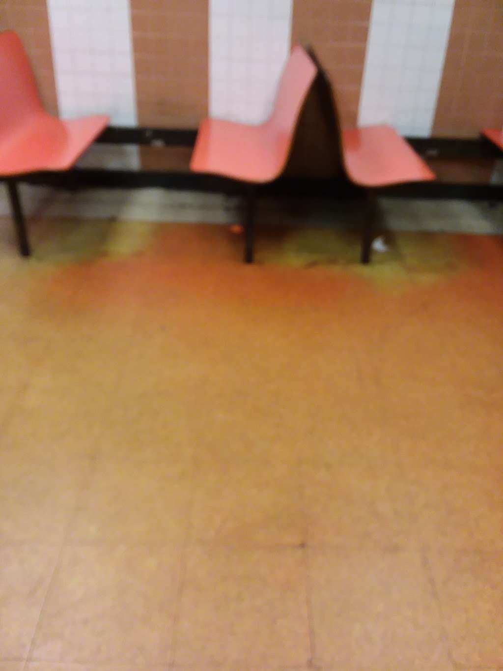 L A Submarine | 8603 S Cottage Grove Ave, Chicago, IL 60619, USA | Phone: (773) 651-0547