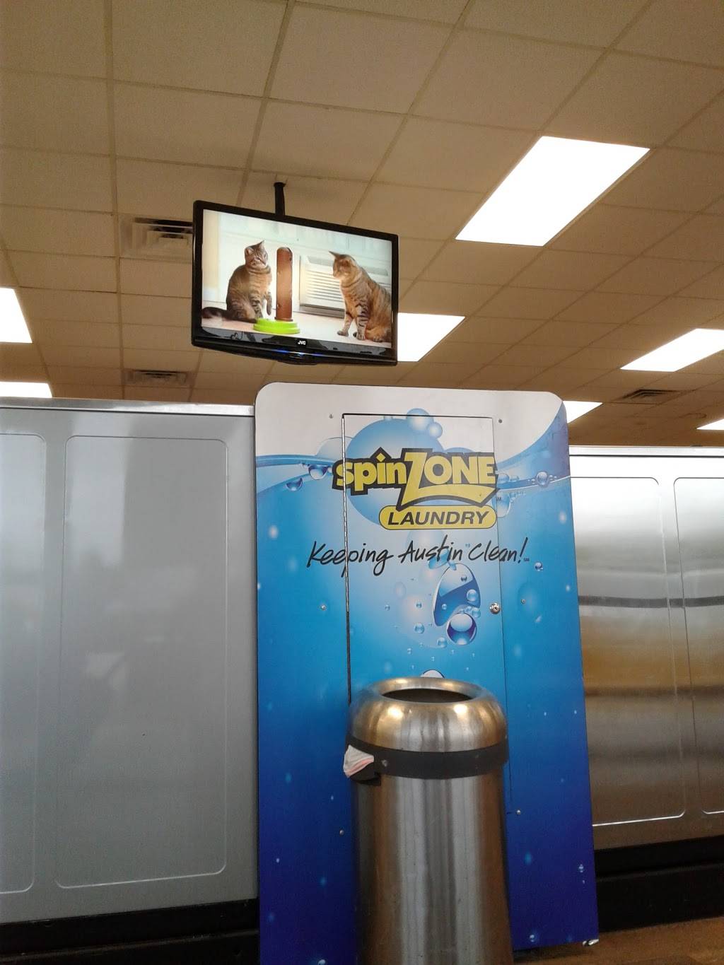 SpinZone Laundry | 1909 E William Cannon Dr, Austin, TX 78744, USA | Phone: (512) 326-2200