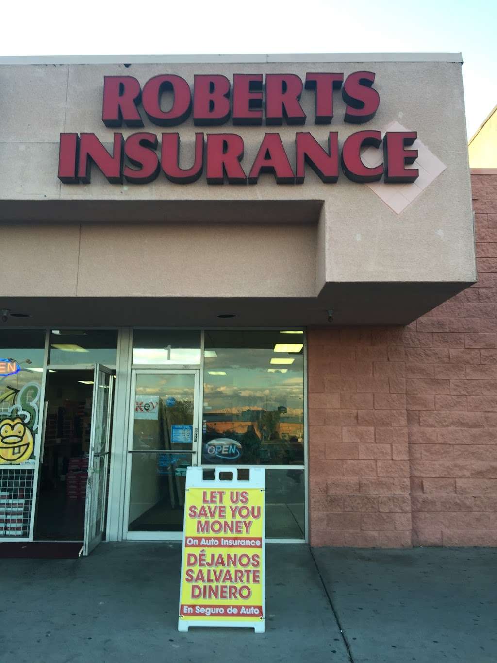 Roberts Insurance | 2917 W Washington Ave, Las Vegas, NV 89107, USA | Phone: (702) 647-4040