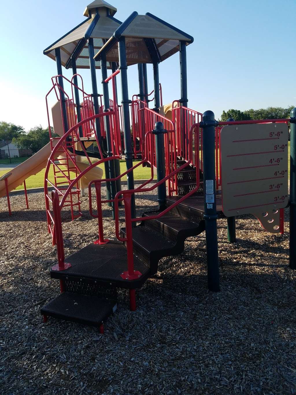 Sugarberry Park Playground | 9100-9150 County View Rd, Dallas, TX 75249