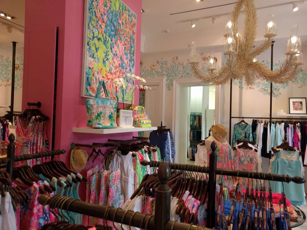 Lilly Pulitzer | 1 S County Rd, Palm Beach, FL 33480, USA | Phone: (561) 653-6360