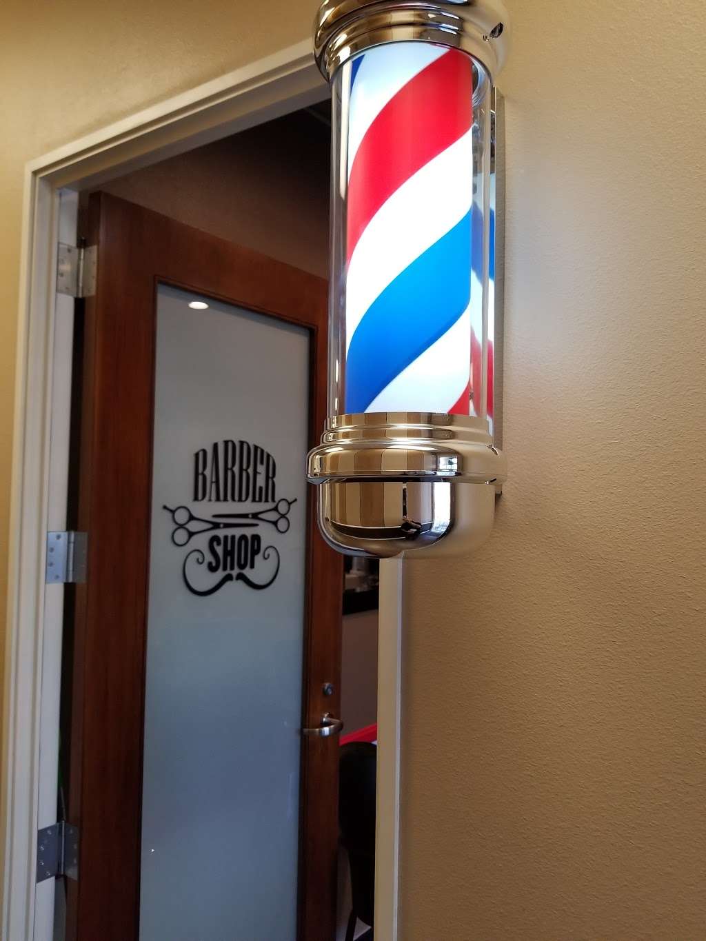 Bellissimo Barber Shop | 489 E High St #2, Moorpark, CA 93021 | Phone: (805) 864-6123