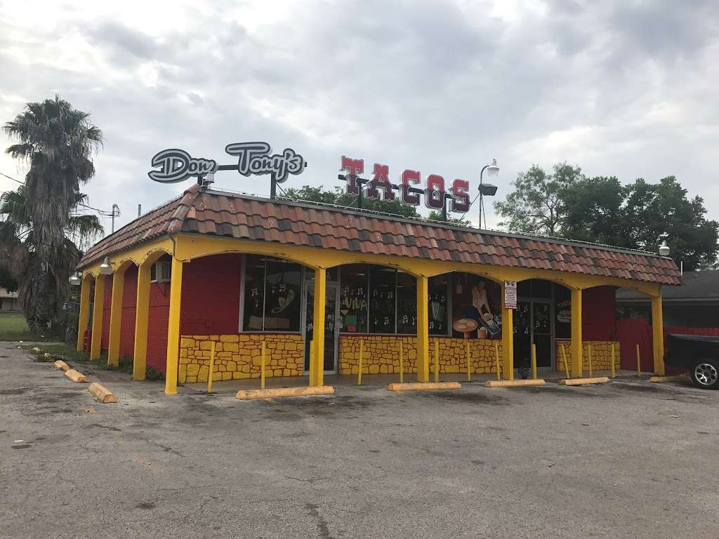 Don Tonys Tacos Burgers y mas!!! | 3202 Commercial Ave, San Antonio, TX 78221, USA | Phone: (210) 667-4768