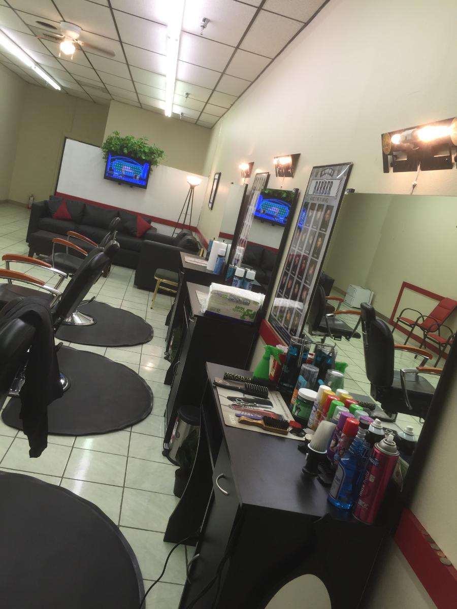 Cool Cuts Salon & Barber Shop | 2510 W Thunderbird Rd #4, Phoenix, AZ 85023, USA | Phone: (602) 551-4651