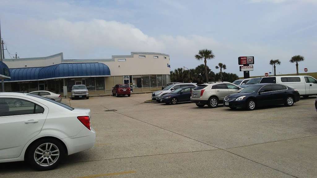 Campeche Cove Shopping Center | 3802 Cove View Blvd a, Galveston, TX 77554, USA | Phone: (409) 599-3743