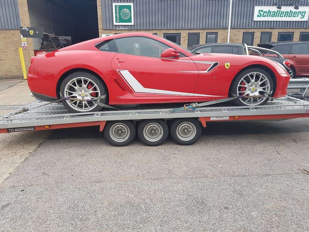 GT Towing | Great North Rd, Welham Green, Hatfield AL9 5SD, UK | Phone: 01707 262526