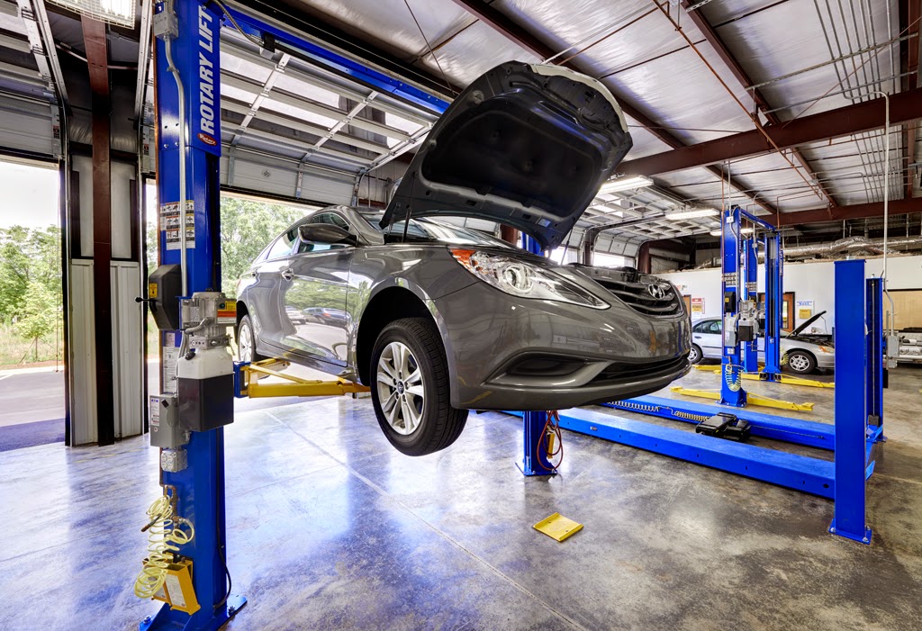 Meineke Car Care Center | 11831 St Charles Rock Rd, Bridgeton, MO 63044 | Phone: (314) 684-8116