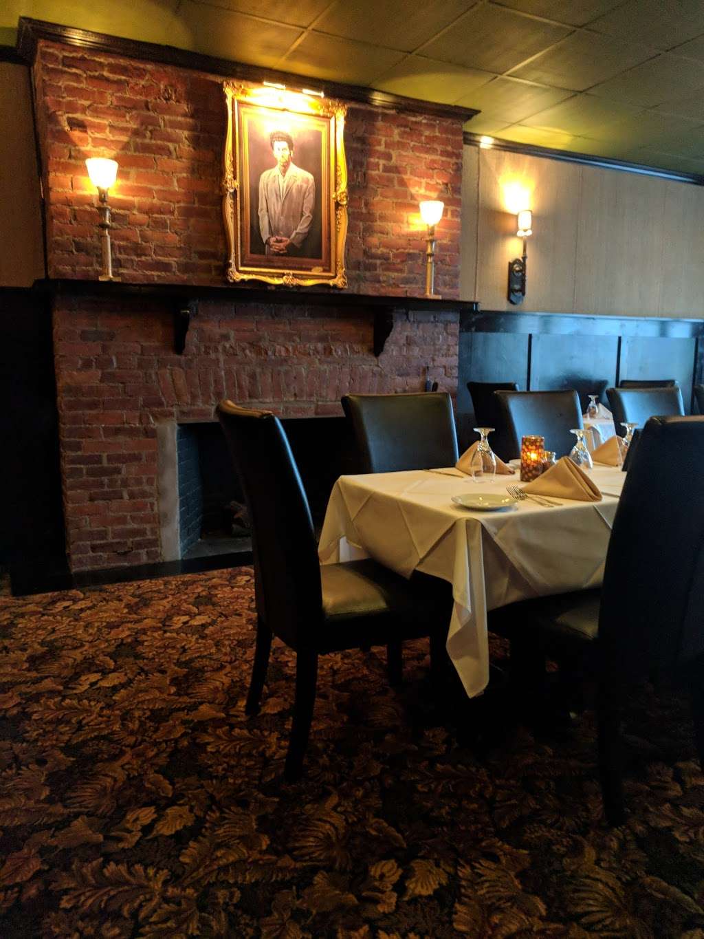 Jonathans Restaurant | 45 N River St, Wilkes-Barre, PA 18702, USA | Phone: (570) 371-3463