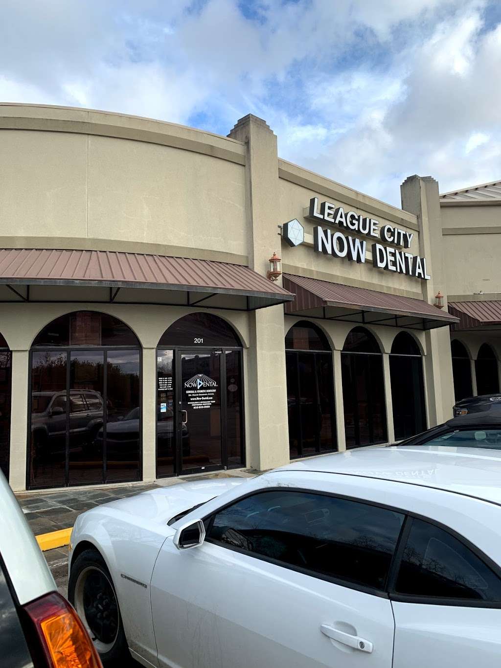 Now Dental | 1001 S Egret Bay Blvd #201, League City, TX 77573, USA | Phone: (832) 932-3959