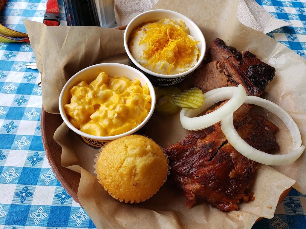 Dickeys Barbecue Pit | 4833 Annamark Dr Ste 200, Madison, WI 53704, USA | Phone: (608) 249-4205